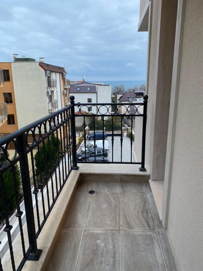 Habitat Sea View Apartment Varna Eksteriør billede