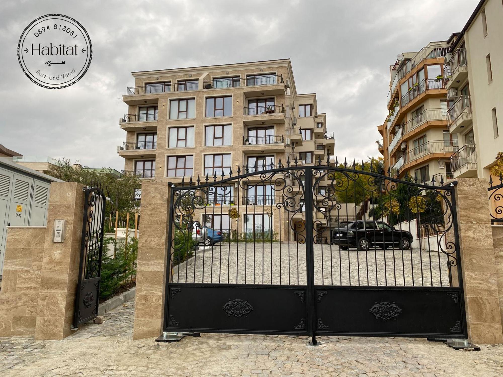 Habitat Sea View Apartment Varna Eksteriør billede